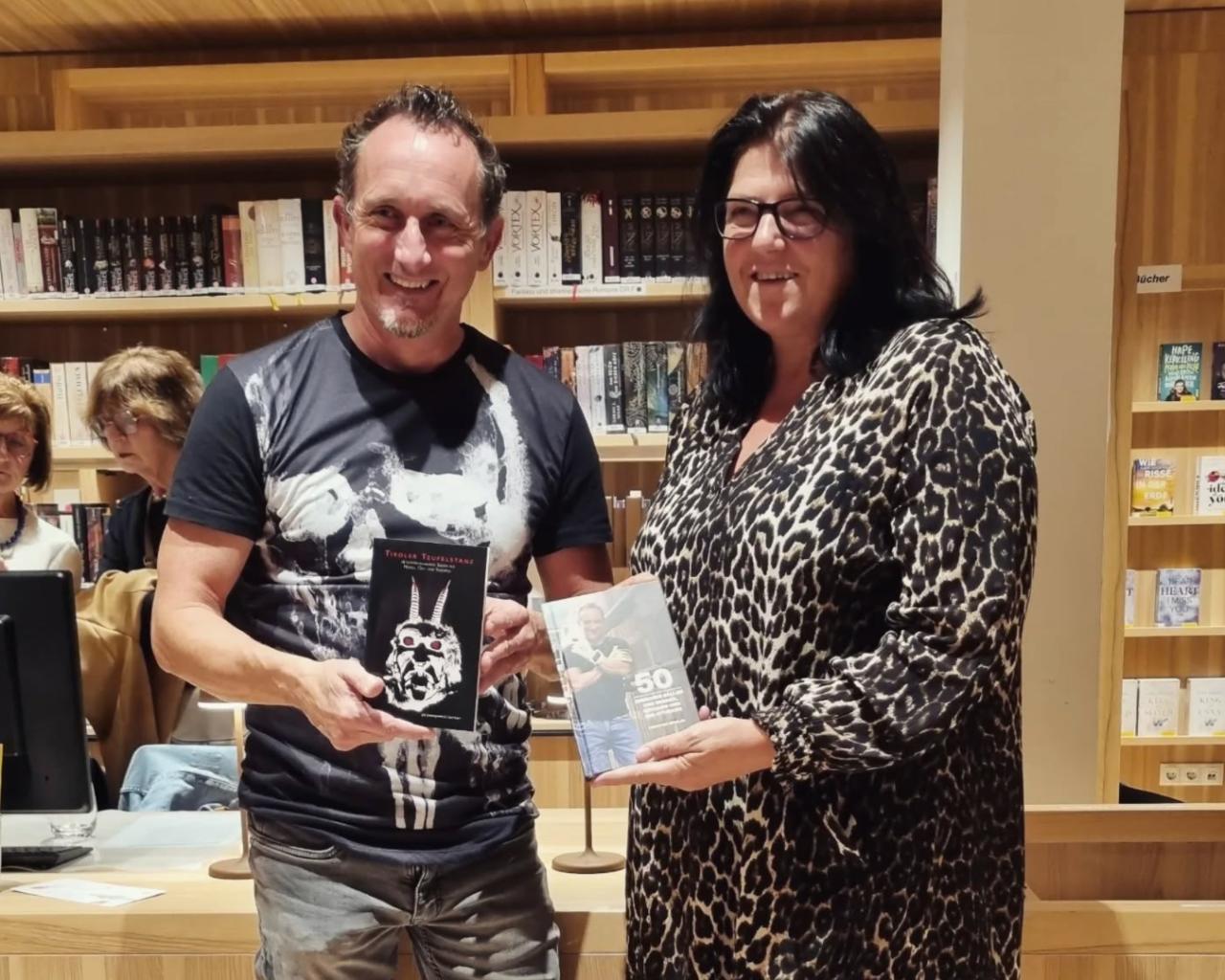 Krimi- und Gruselnacht mit Autor Christian Kössler in der Bücherei Brixlegg